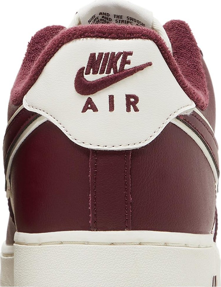 Air Force 1 '07 LV8 'College Pack - Night Maroon'