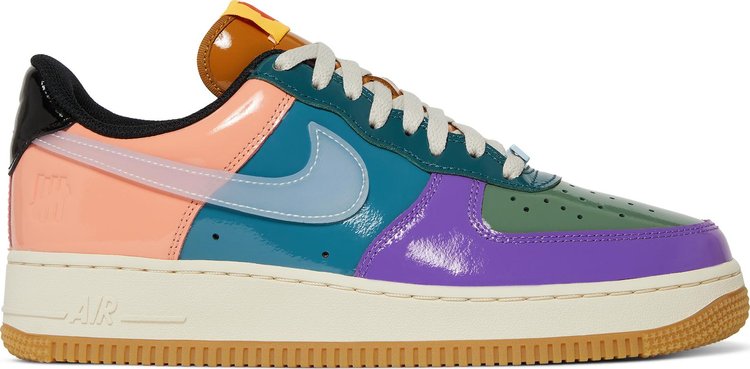 נעלי סניקרס Undefeated x Air Force 1 Low 'Celestine Blue' של המותג נייקי בצבע צבעוני עשויות עור פטנט