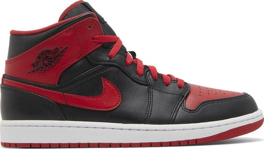 נעלי סניקרס Air Jordan 1 Mid 'Alternate Bred' של המותג נייקי בצבע אָדוֹם עשויות עוֹר