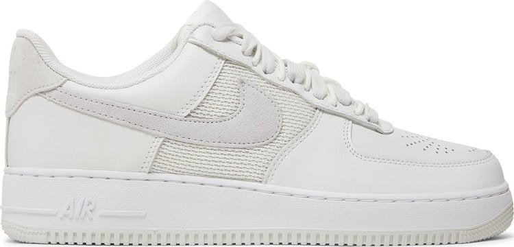 נעלי סניקרס Slam Jam x Air Force 1 Low 'Triple White' של המותג נייקי בצבע לבן עשויות עוֹר