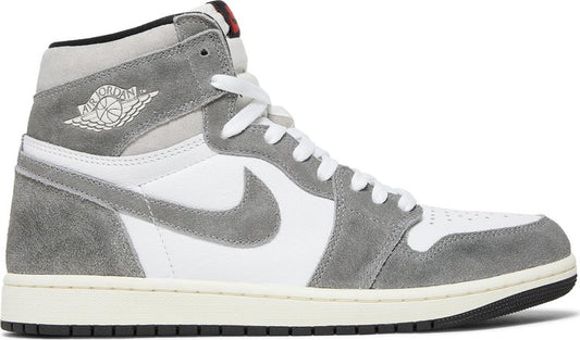 נעלי סניקרס Air Jordan 1 Retro High OG 'Washed Black' של המותג נייקי בצבע אפור עשויות עור (זמש)