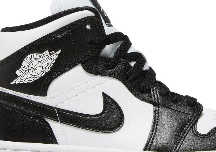 Wmns Air Jordan 1 Mid 'Panda'