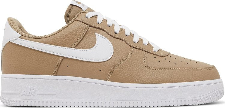 נעלי סניקרס Air Force 1 '07 'Khaki' של המותג נייקי בצבע ירוק עשויות עוֹר