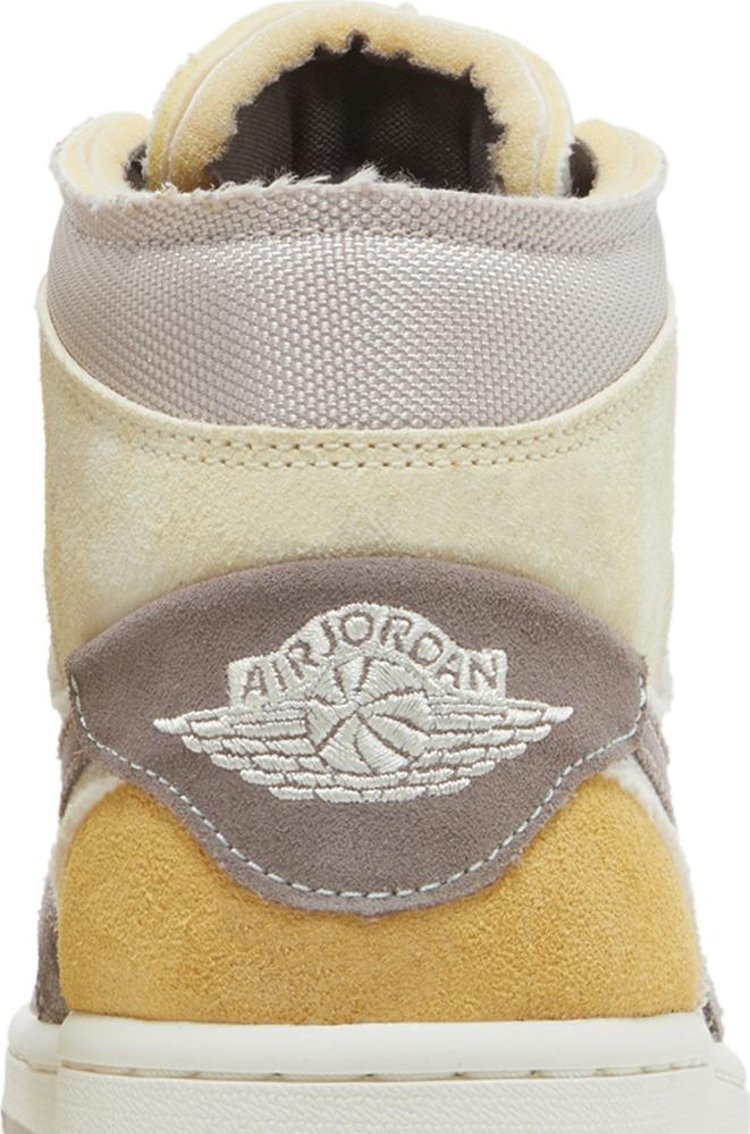 Air Jordan 1 Mid-SE ' Inside Out-Taupe Haze '