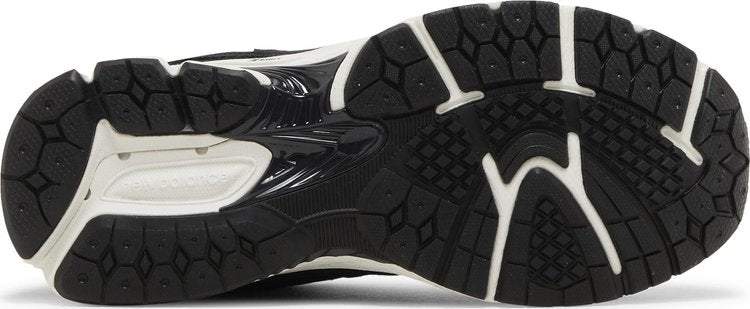 2002R Big Kid 'Black Phantom'