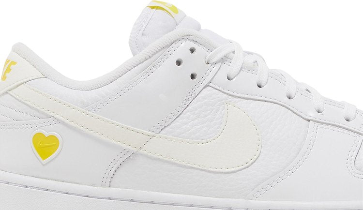 Wmns Dunk Low 'Valentine's Day - Yellow Heart'