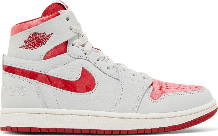 נעלי סניקרס Wmns Air Jordan 1 High Zoom Comfort 2 'Valentine's Day' של המותג נייקי בצבע לבן עשויות עוֹר