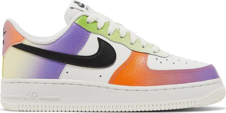 נעלי סניקרס Wmns Air Force 1 '07 'Multi-Color Gradient' של המותג נייקי בצבע צבעוני עשויות עוֹר