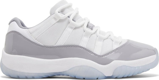 נעלי סניקרס Air Jordan 11 Retro Low 'Cement Grey' של המותג נייקי בצבע אפור עשויות עור פטנט