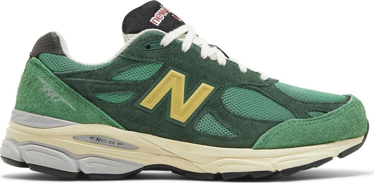 נעלי סניקרס Teddy Santis x 990v3 Made in USA 'Green Gold' של המותג ניו באלאנס בצבע ירוק עשויות עור (זמש)