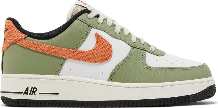 נעלי סניקרס Air Force 1 '07 'Oil Green Orange' של המותג נייקי בצבע ירוק עשויות עוֹר