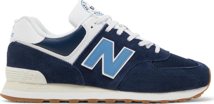 נעלי סניקרס 574 'NB Athletics - Navy' של המותג ניו באלאנס בצבע כְּחוֹל עשויות עור (זמש)