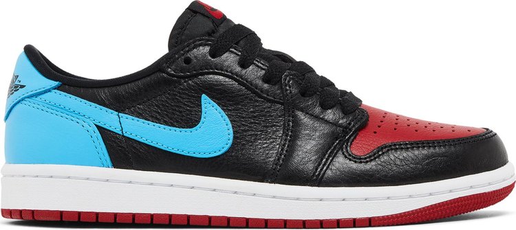 נעלי סניקרס Wmns Air Jordan 1 Retro Low OG 'NC to Chi' של המותג נייקי בצבע שָׁחוֹר עשויות עוֹר