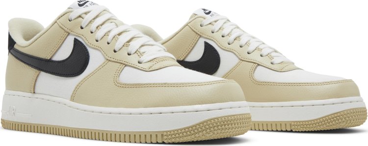 Air Force 1 '07 LX' Team Gold