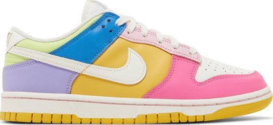 נעלי סניקרס Wmns Dunk Low 'Multi-Color' של המותג נייקי בצבע צבעוני עשויות עוֹר