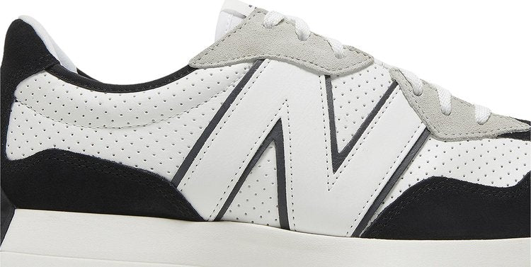 327 'White Black Grey'