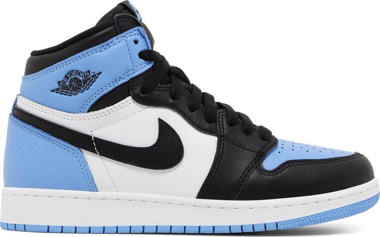 נעלי סניקרס Air Jordan 1 Retro High OG GS 'UNC Toe' של המותג נייקי בצבע כְּחוֹל עשויות עוֹר