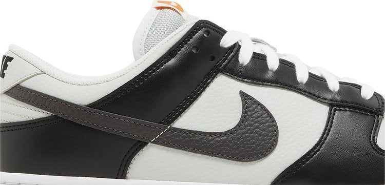 Dunk Low ' Mini Swoosh-Black Total Orange