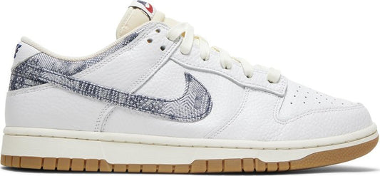 נעלי סניקרס Dunk Low 'Washed Denim' של המותג נייקי בצבע לבן עשויות עוֹר