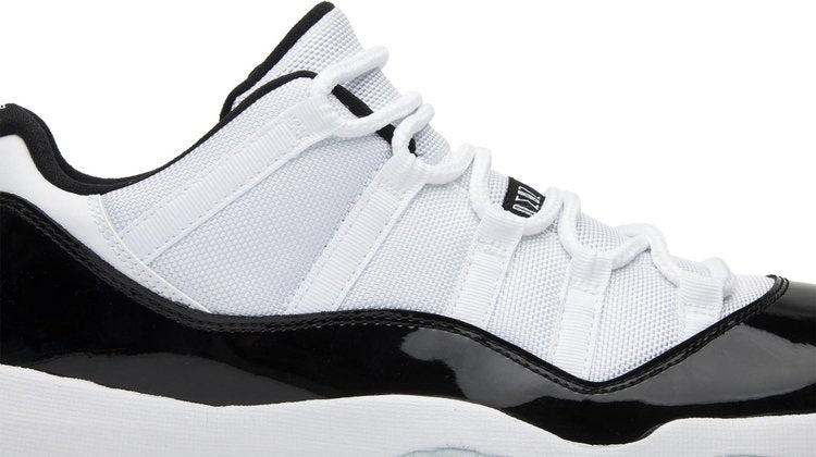 Air Jordan 11 Retro Low 'Concord'