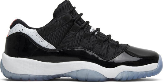 נעלי סניקרס Air Jordan 11 Retro Low GS 'Infrared 23' של המותג נייקי בצבע שָׁחוֹר עשויות 