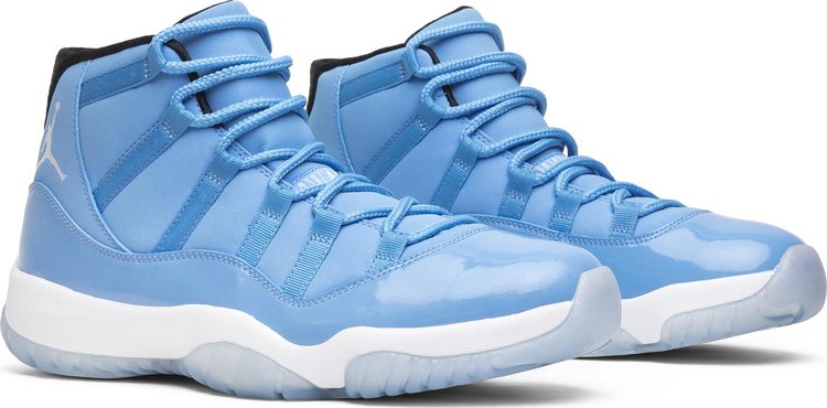 Air Jordan 11 Retro Pantone