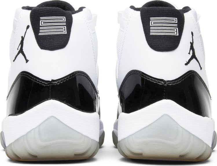 Air Jordan 11 Retro 'Concord' 2011