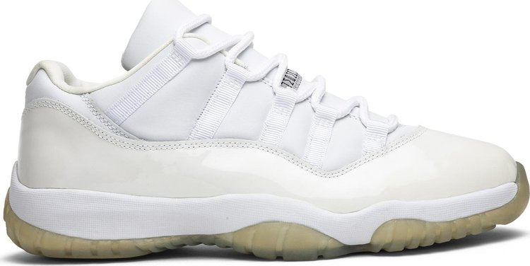 נעלי סניקרס Air Jordan 11 Retro Low 'White Light Zen Grey' של המותג נייקי בצבע לבן עשויות 