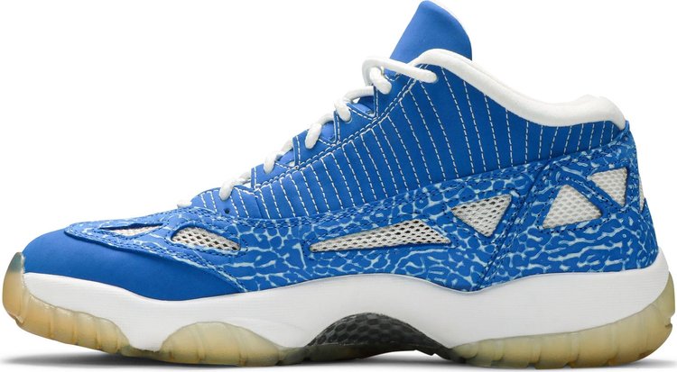 Air Jordan 11 Retro Low. ' Argon Blue '