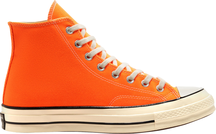 נעלי סניקרס Chuck 70 High 'Total Orange' של המותג קונברס אולסטאר בצבע כתום עשויות 