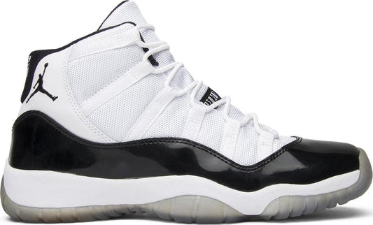 נעלי סניקרס Air Jordan 11 Retro GS 'Concord' 2011 של המותג נייקי בצבע לבן עשויות 