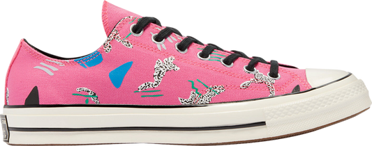 נעלי סניקרס Chuck 70 Low 'Archive Skate Print - Hyper Pink' של המותג קונברס אולסטאר בצבע וָרוֹד עשויות בַּד