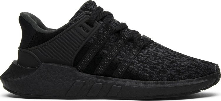 נעלי סניקרס EQT Support 93/17 'Black Friday' של המותג אדידס בצבע שָׁחוֹר עשויות ניילון פוליאסטר Primeknit