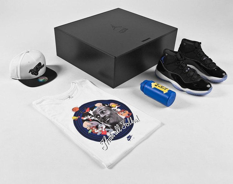 Air Jordan 11 Retro 'Space Jam' 2016 - Kickz Special Box