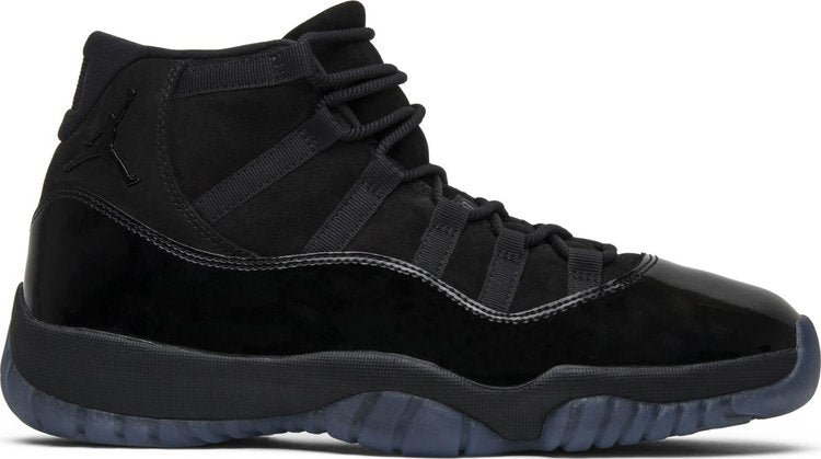 נעלי סניקרס Air Jordan 11 Retro 'Cap and Gown' של המותג נייקי בצבע שָׁחוֹר עשויות 