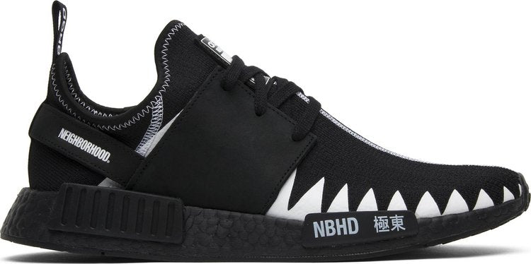 נעלי סניקרס Neighborhood x NMD_R1 Primeknit 'Neighborhood' של המותג אדידס בצבע שָׁחוֹר עשויות 