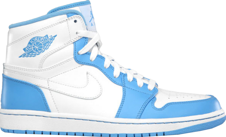 נעלי סניקרס Air Jordan 1 Retro High 'North Carolina' של המותג נייקי בצבע לבן עשויות עוֹר