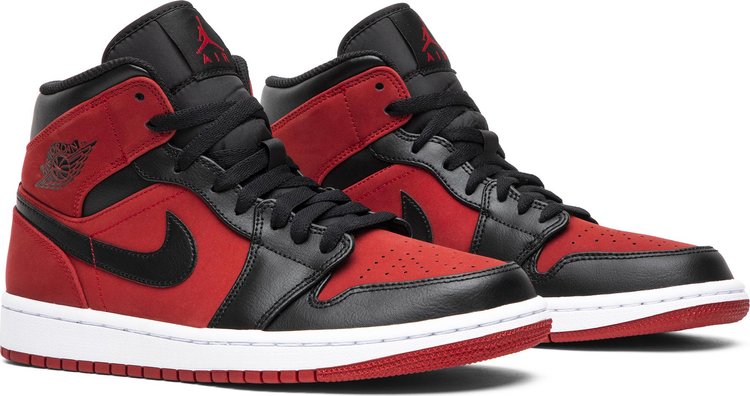 Air Jordan 1 Mid 'Reverse Banned'