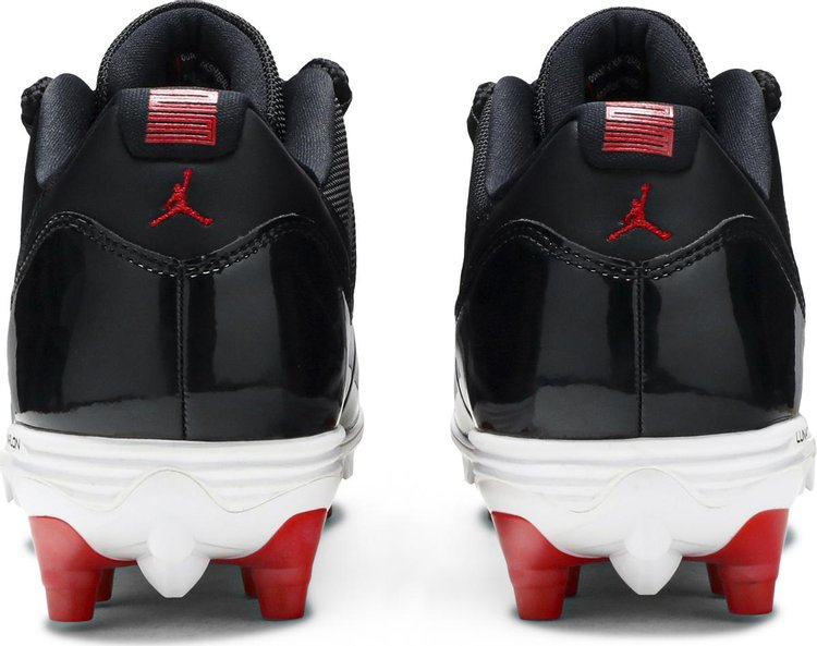 Air Jordan 11 Retro Low Cleat ' Bred '