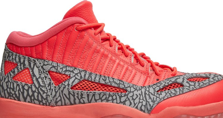 Air Jordan 11 Retro Low IE ' Flash Crimson '