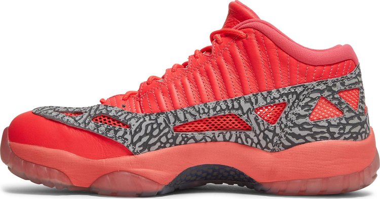 Air Jordan 11 Retro Low IE ' Flash Crimson '