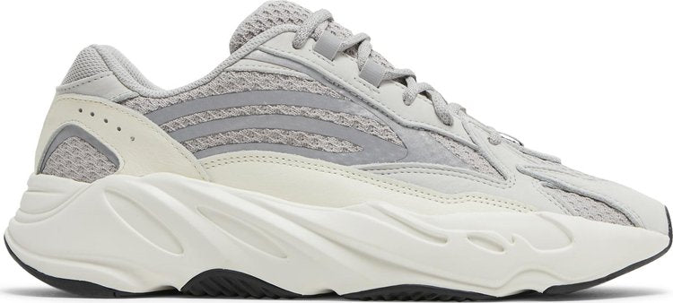 נעלי סניקרס Yeezy Boost 700 V2 'Static' של המותג אדידס בצבע אפור עשויות רֶשֶׁת