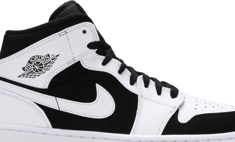 Air Jordan 1 Retro Mid 'Tuxedo'