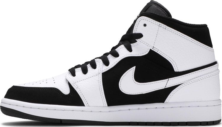 Air Jordan 1 Retro Mid 'Tuxedo'