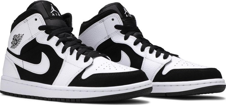 Air Jordan 1 Retro Mid 'Tuxedo'