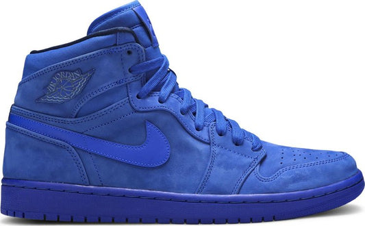 נעלי סניקרס Wmns Air Jordan 1 Retro High Premium 'Blue Suede' של המותג נייקי בצבע כְּחוֹל עשויות עור (זמש)