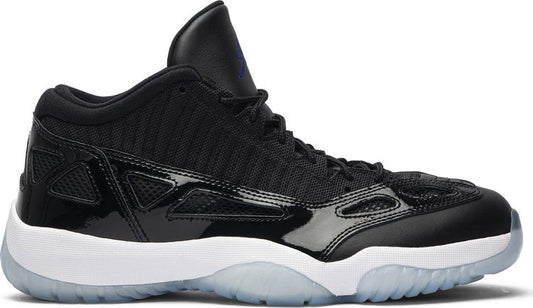 נעלי סניקרס Air Jordan 11 Retro Low IE 'Space Jam' של המותג נייקי בצבע שָׁחוֹר עשויות 