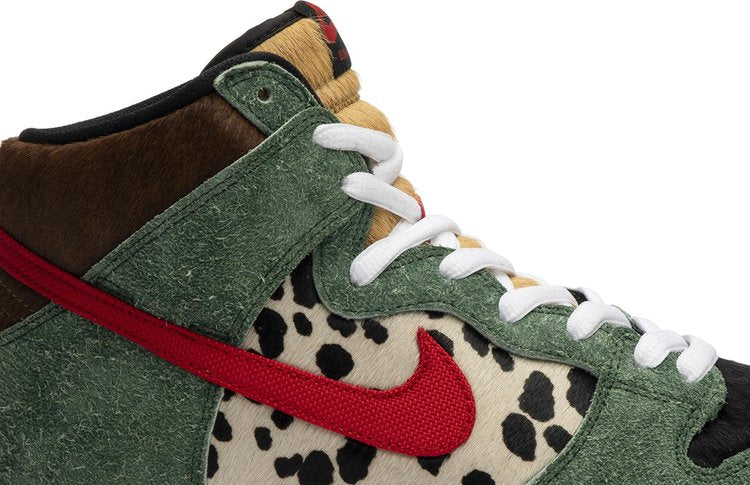 Dunk High SB 'Walk The Dog'