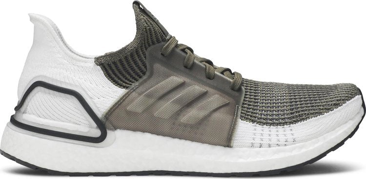 נעלי סניקרס UltraBoost 19 'Raw Khaki' של המותג אדידס בצבע חום עשויות ניילון פוליאסטר Primeknit 360