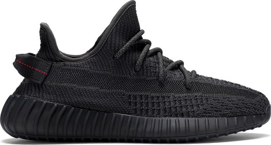 נעלי סניקרס Yeezy Boost 350 V2 'Black Non-Reflective' של המותג אדידס בצבע שָׁחוֹר עשויות ניילון פוליאסטר Primeknit